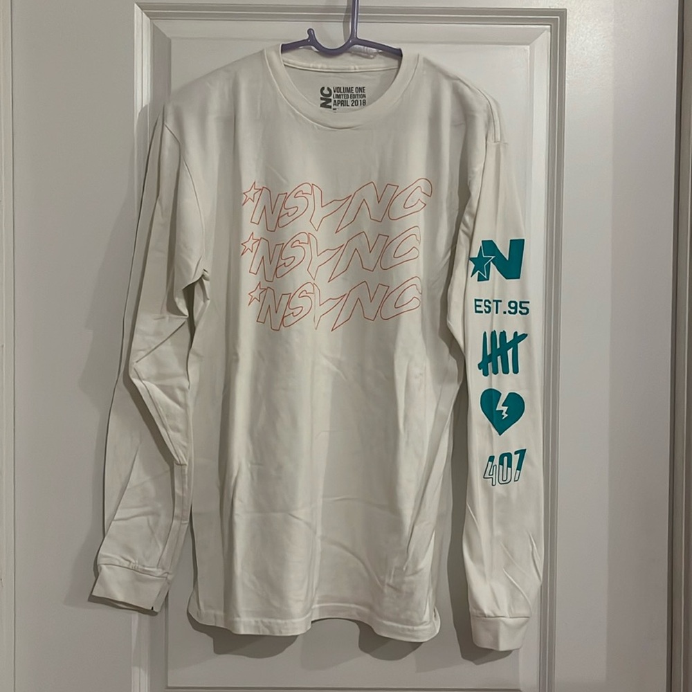 *NSYNC Volume One April 2018 l/s graphic t-shirt. Medium.